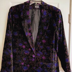 VTG Mark Alan pretty black and purple velvet like floral blazer size 12